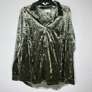 Belle by Kim Gravel Shirt M Olive Green Crushed Velvet Button Up Loungewear